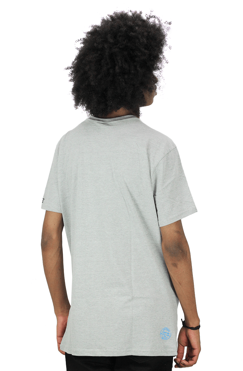 CAMISETA STARTER x ONDE ESTA WALLY? BOLSO CINZA - NewSkull