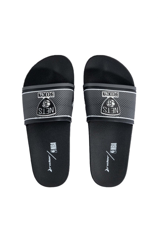 Chinelo Slide Rider Full 86 NBA Brooklyn Nets Preto/Cinza - NewSkull