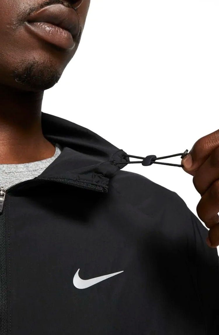 Jaqueta Nike Corta Vento Repel Miler Preto/Branco - NewSkull