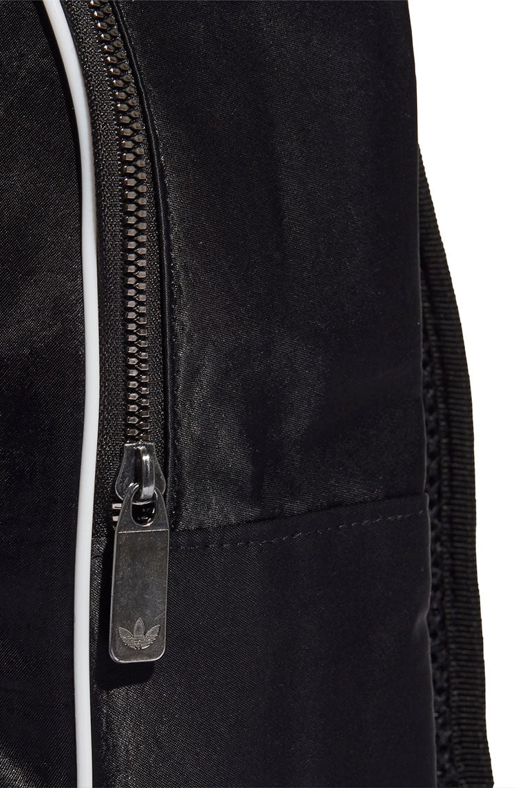 Mochila Adidas Originals Preta/Branca - NewSkull