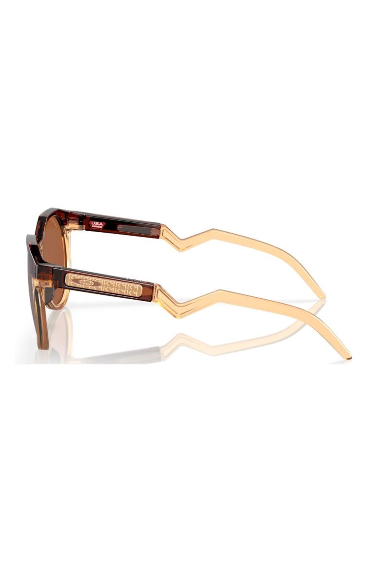 Óculos de Sol Oakley Kylian Mbappé Signature Series HSTN Dourado/Marrom - NewSkull
