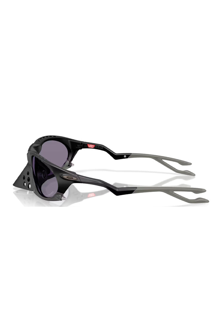Óculos de Sol Oakley Plantaris Matte Black Prizm Grey Preto OO9437 - 0163 - NewSkull