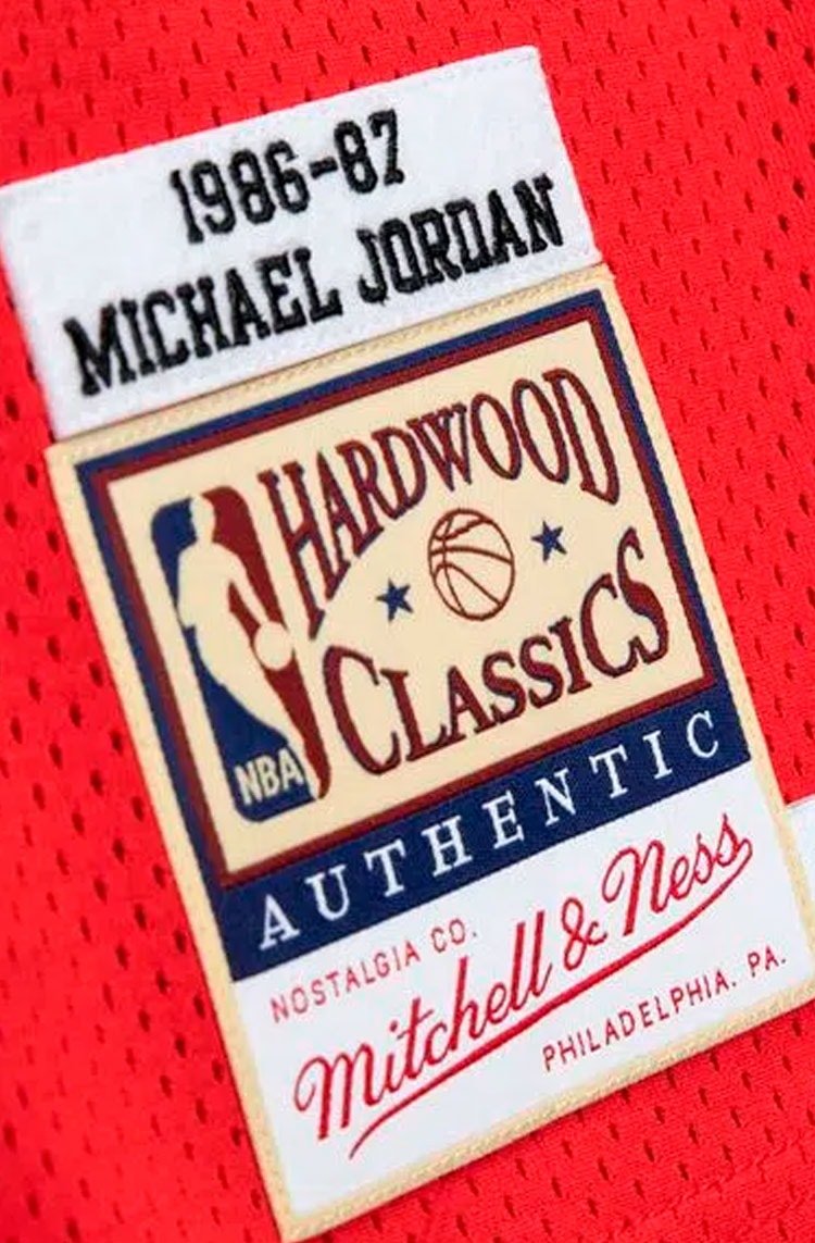 Regata Chicago Bulls Michael Jordan Mitchell & Ness Authentic Bull 23 Vermelho - NewSkull