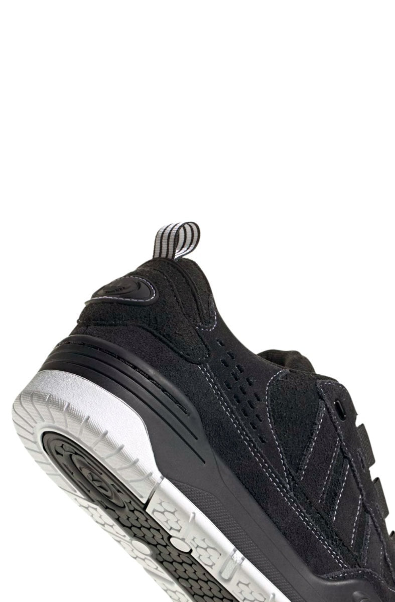 Tênis Adidas ADI2000 Preto/Branco IG6780 - NewSkull