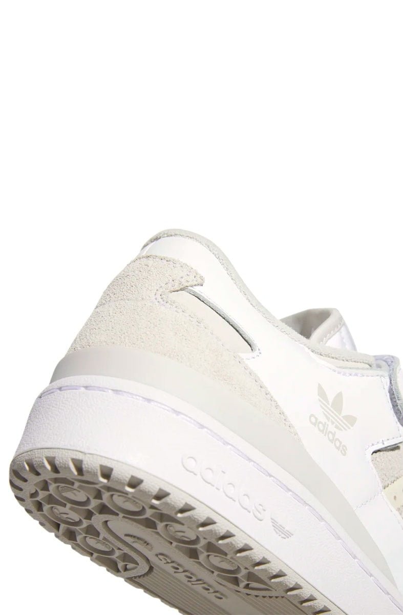 Tênis Adidas Forum Low Branco/Cinza - NewSkull