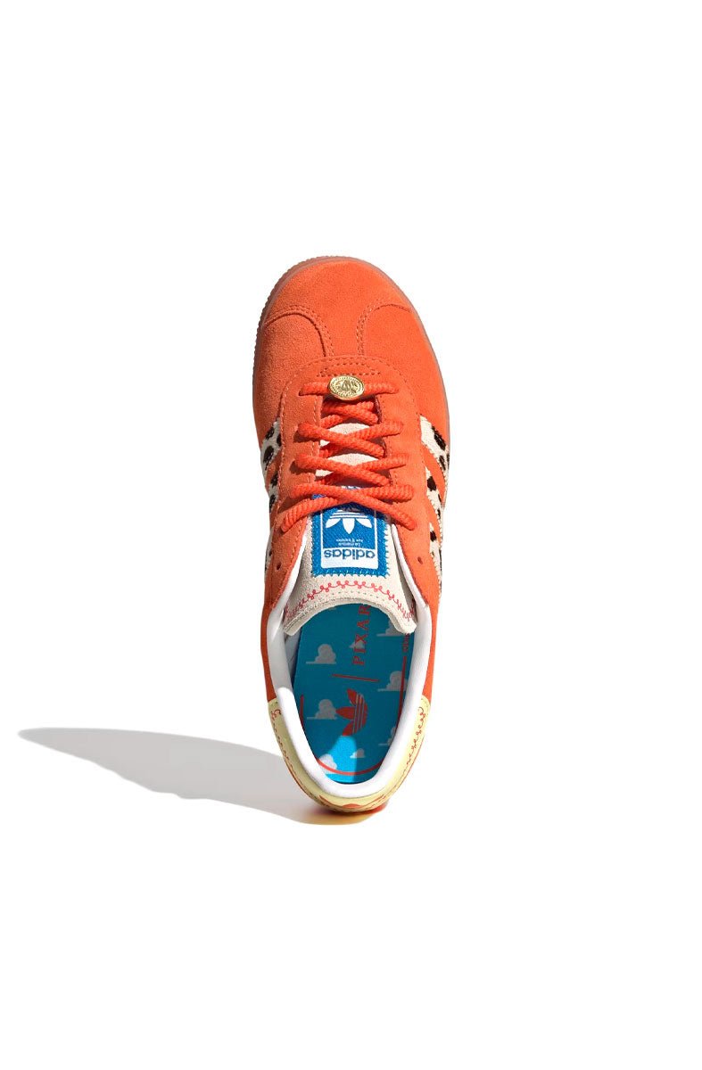 Tênis Adidas Gazelle R x Disney Pixar Toy Story Laranja JI0073 - NewSkull