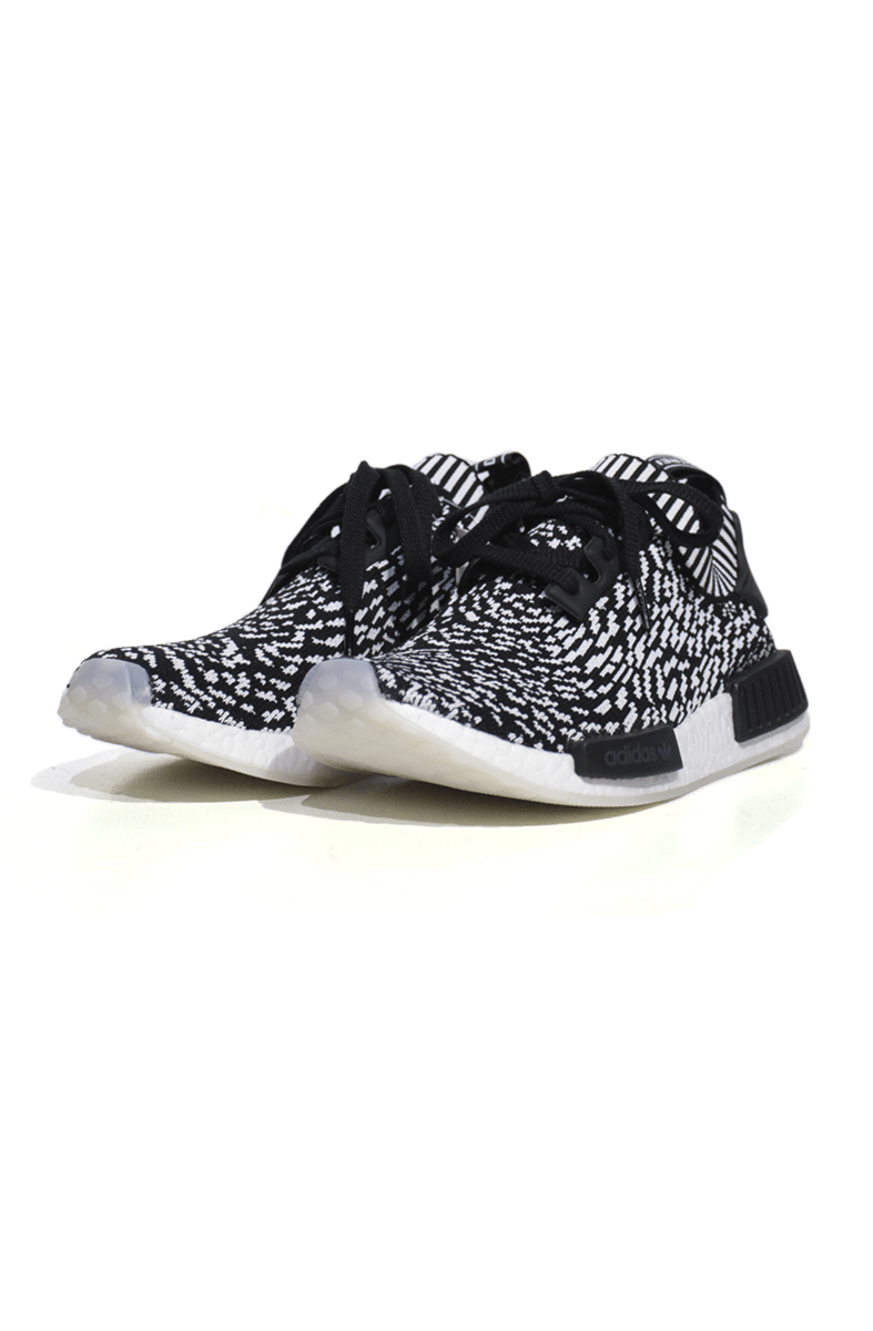 Tênis Adidas NMD_R1 Primeknit Zebra Preto - NewSkull