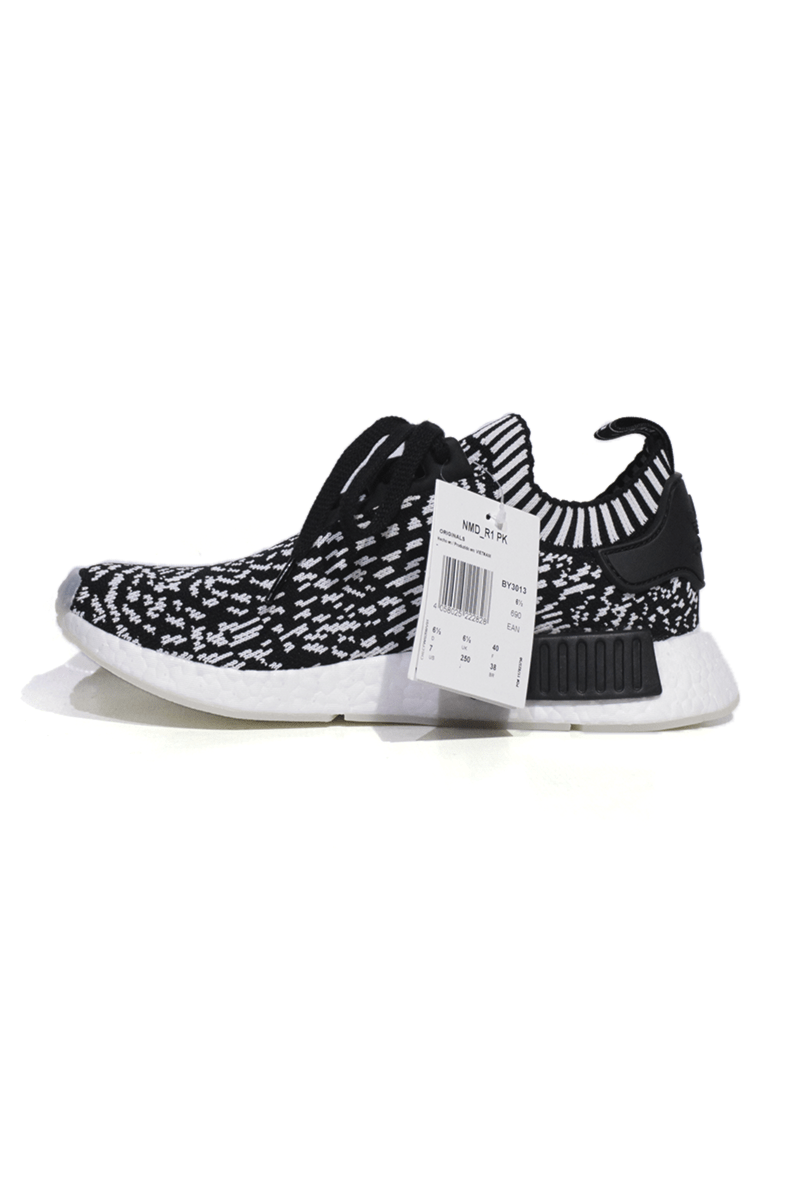 Tênis Adidas NMD_R1 Primeknit Zebra Preto - NewSkull