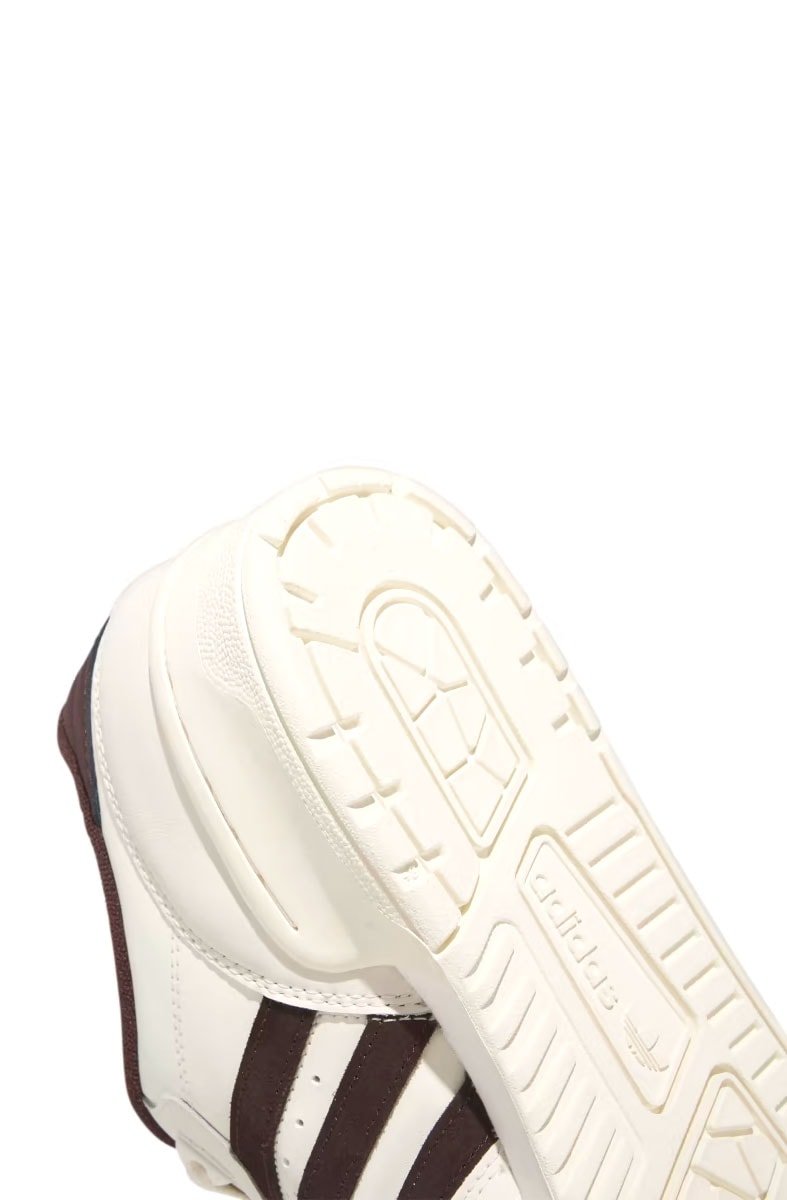 Tênis Adidas Rivalry Low Branco/Marrom - NewSkull