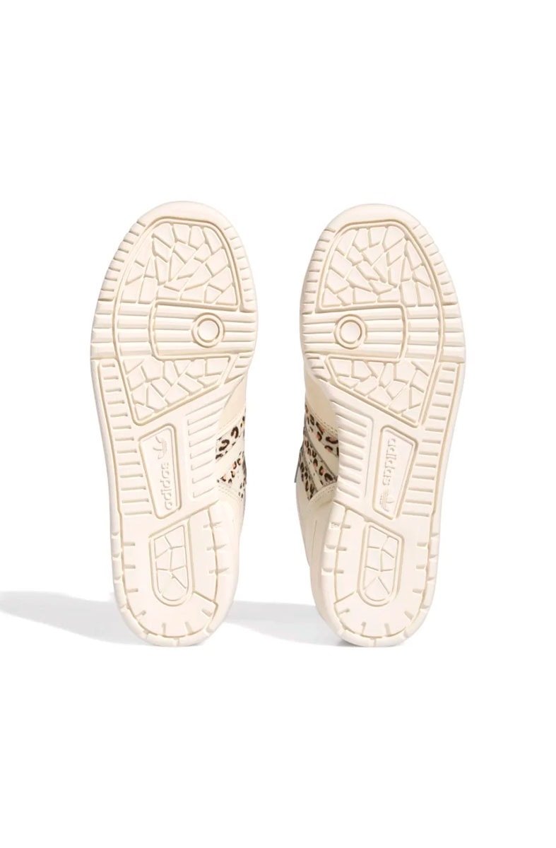 Tênis Adidas Rivalry Low Feminino Creme/Tigrado - NewSkull