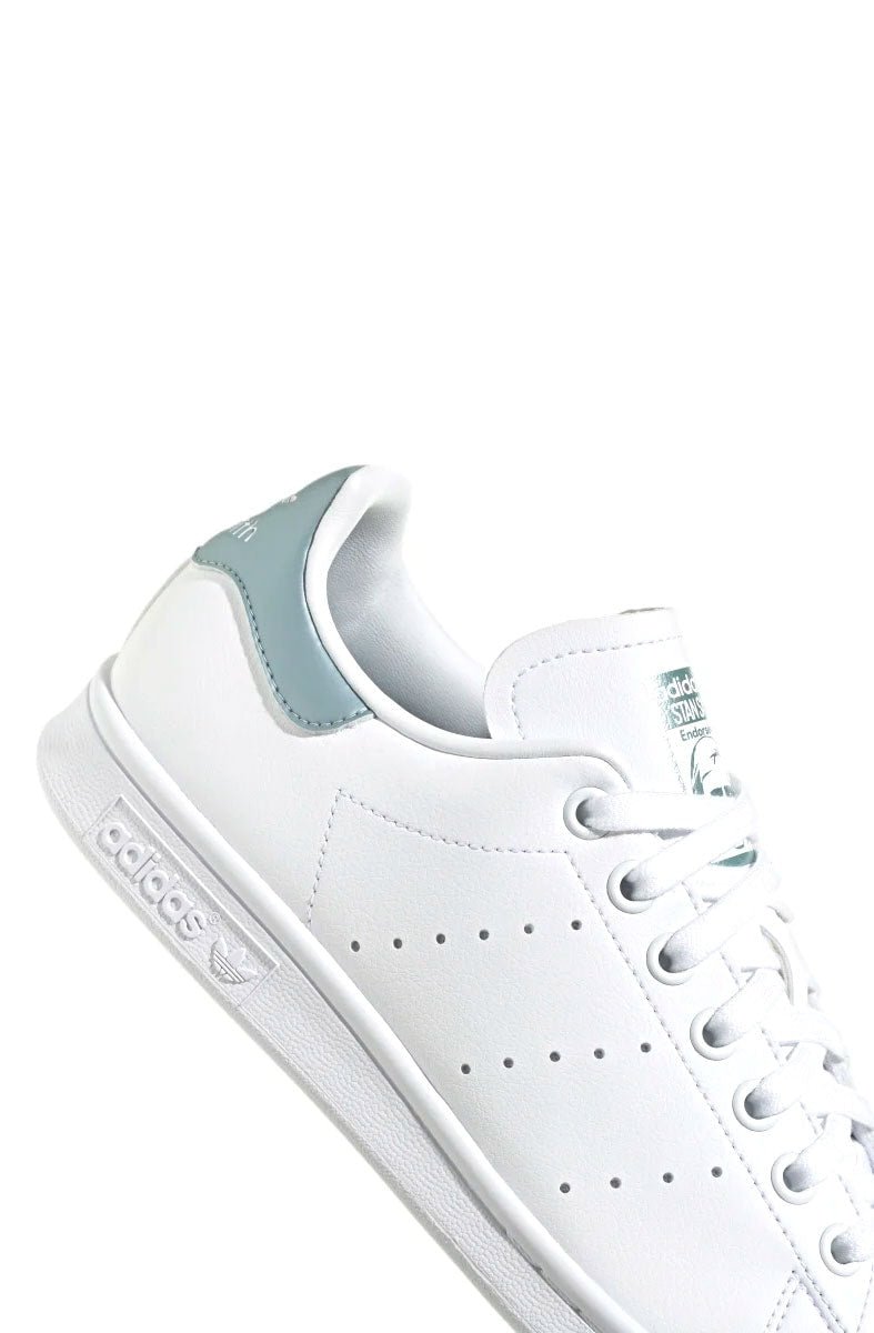 Tênis Adidas Stan Smith Feminino Branco/Cinza - NewSkull