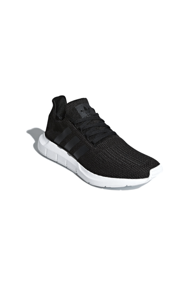 Tênis Adidas Swift Run Preto 2 - NewSkull