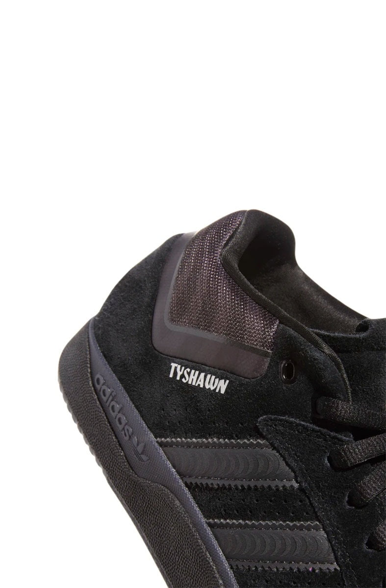 Tênis Adidas Tyshawn x Spitifire Preto/Preto - NewSkull