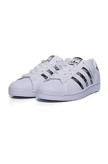 Tênis Adidas x Farm Superstar Foundation Branco com Preto - NewSkull