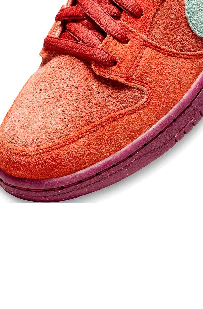 Tênis Nike SB Dunk Low Pro Premium Mystic Red/Rosewood DV5429 - 601 - NewSkull
