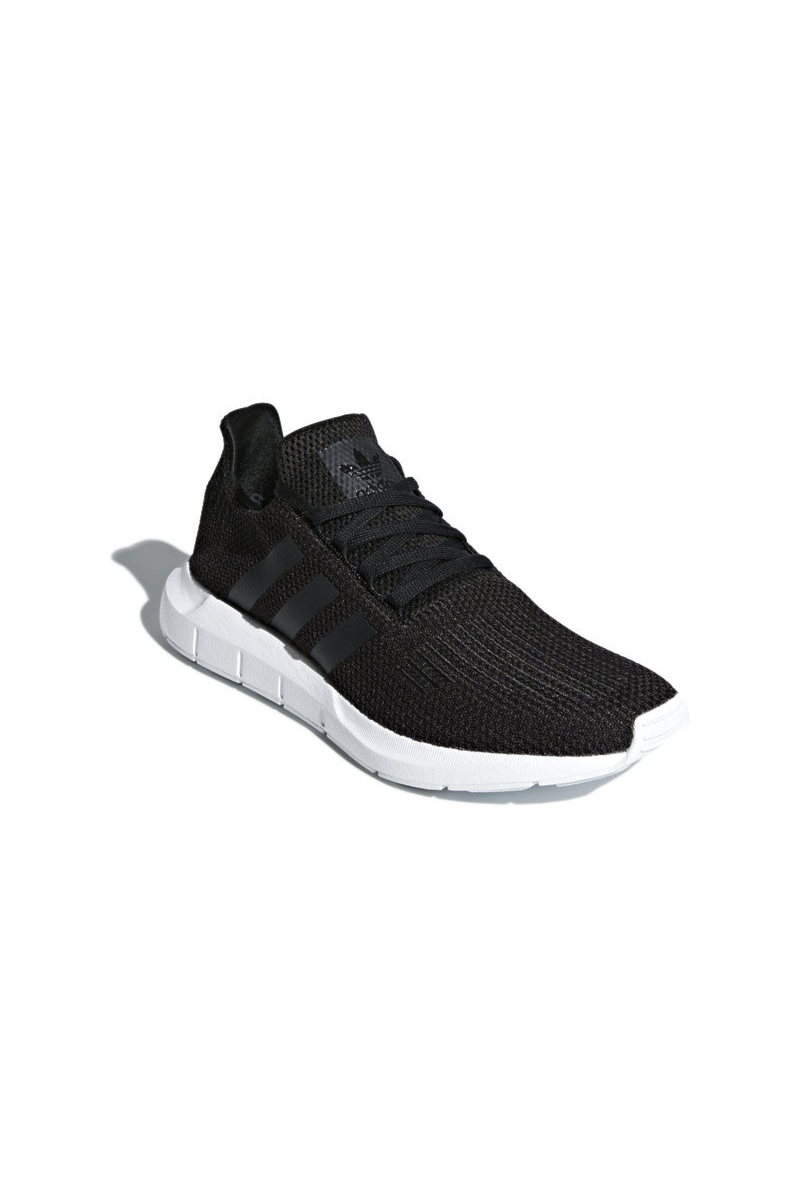 Tênis Adidas Swift Run Preto 2