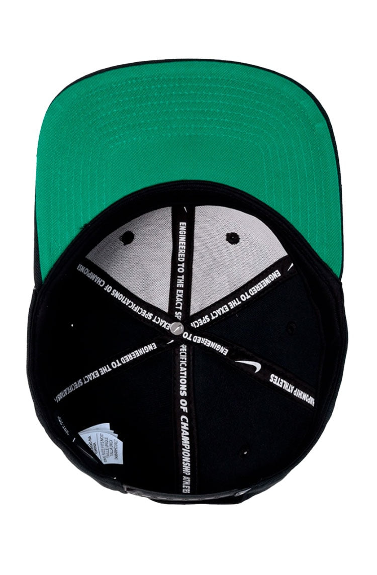 Bone Nike Sportswear Pro Snapback Preto/Branco