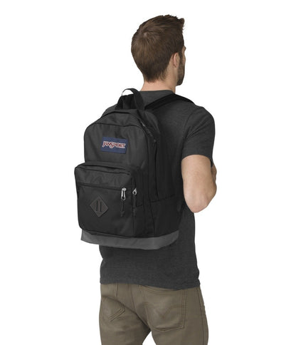 Mochila Jansport CITY SCOUT Preta
