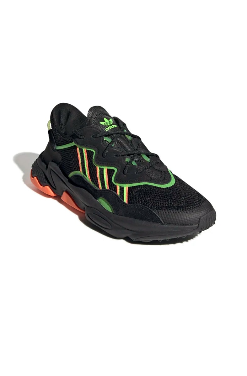 Tênis Adidas OZWEEGO Preto/Verde