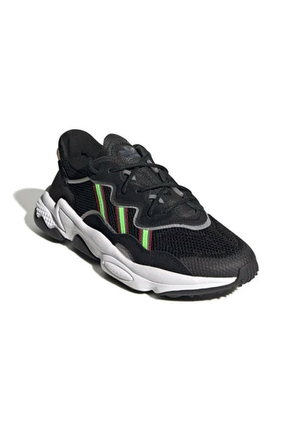 Tênis Adidas OZWEEGO Preto/Branco