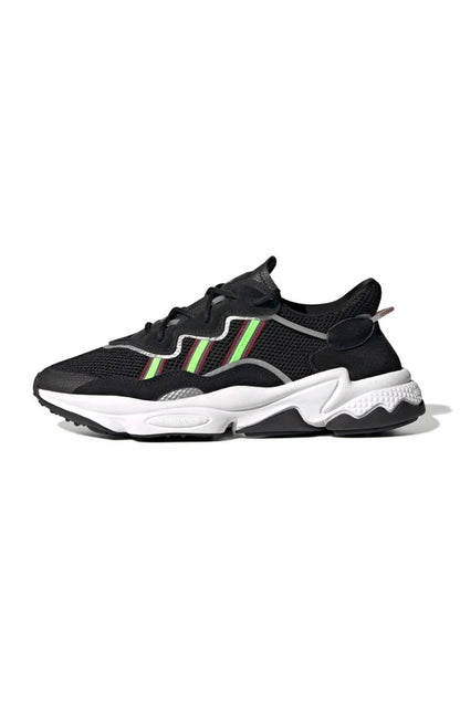 Tênis Adidas OZWEEGO Preto/Branco