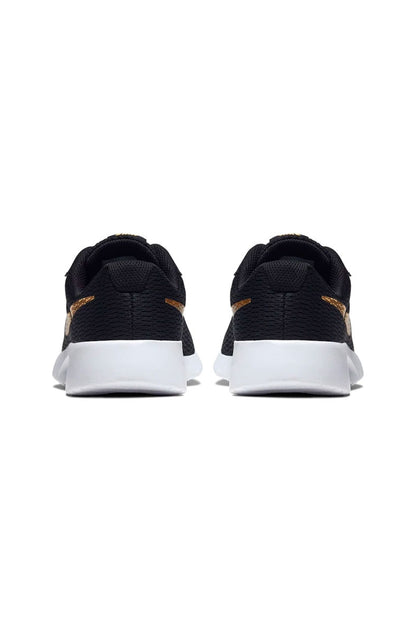 Tênis NIKE Tanjun BG Feminino Preto/Dourado