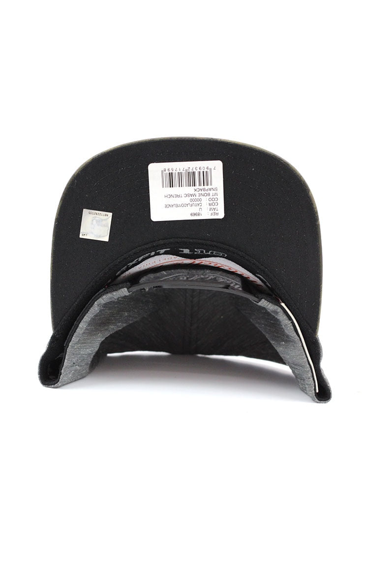 Bone MITCHELL AND NESS Chicaco Bulls Flexfit 110 Snapback Cinza/Camo