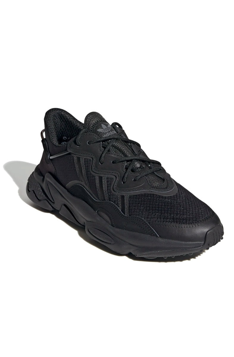 Tênis Adidas Ozweego Preto/Preto
