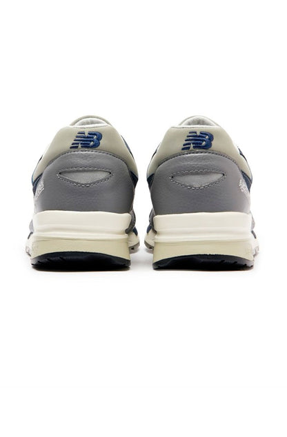 Tênis New Balance 1600 CM1600G Cinza/Branco
