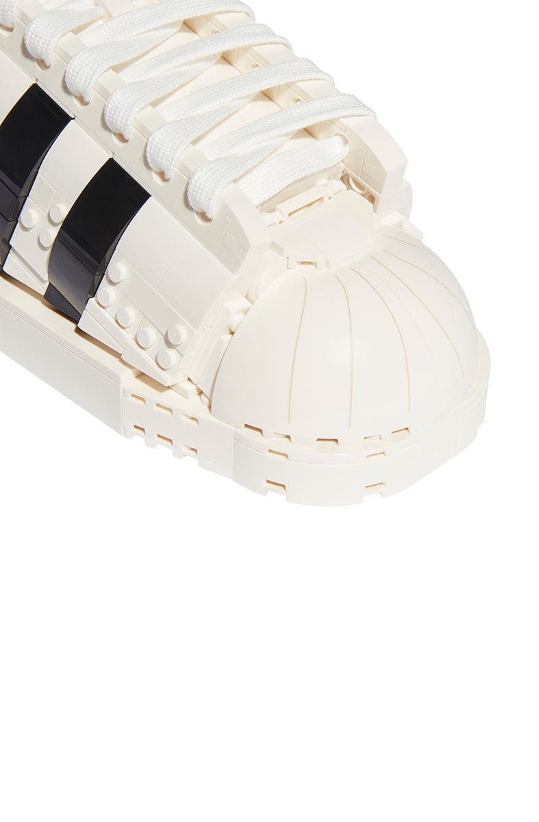 Brinquedo LEGO x Adidas Superstar Branco