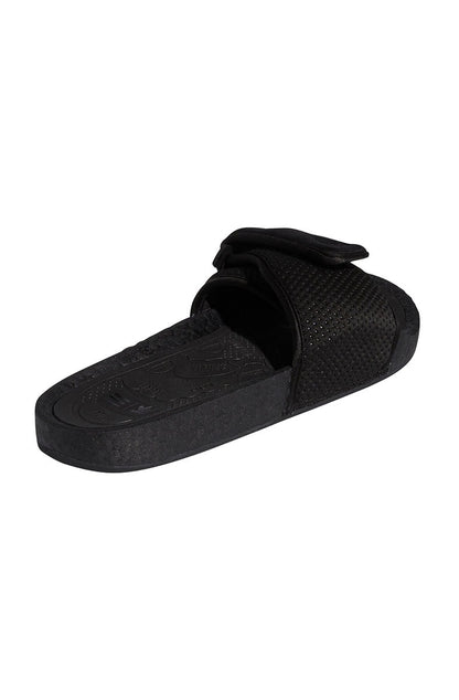 Chinelo Adidas Boost Pharrell Williams HU Preto/Preto