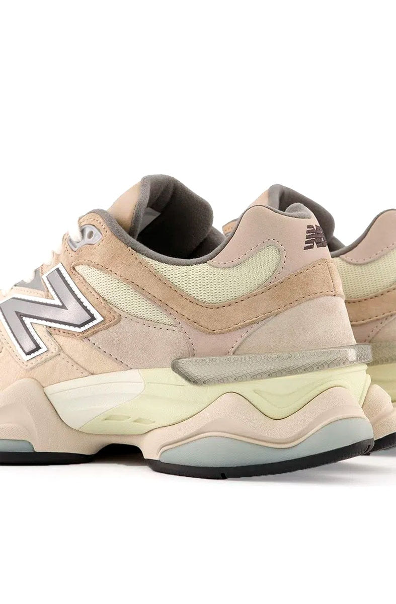 Tênis New Balance 9060 Masculino Bege/Cinza