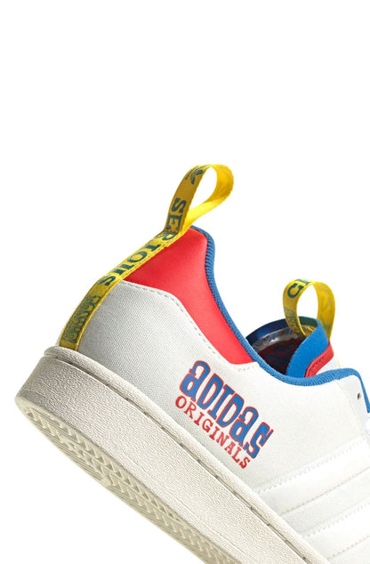Tênis Adidas Superstar x Tony's Chocolonely Branco/Azul/Vermelho