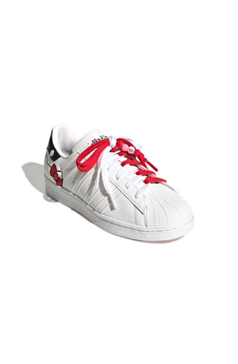 Tênis Adidas Superstar Hello Kitty Branco/Preto/Vermelho