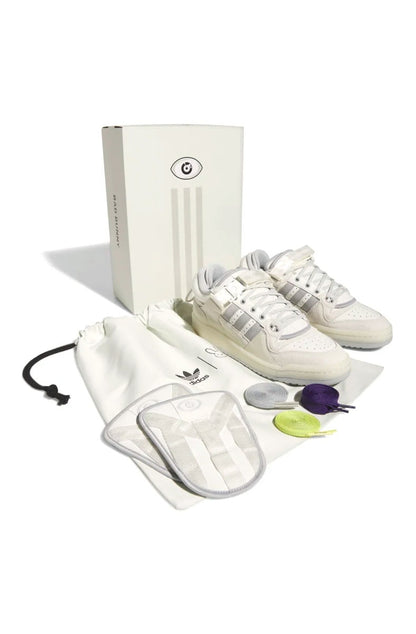 Tênis Adidas x Bad Bunny Forum Buckle Low Last White