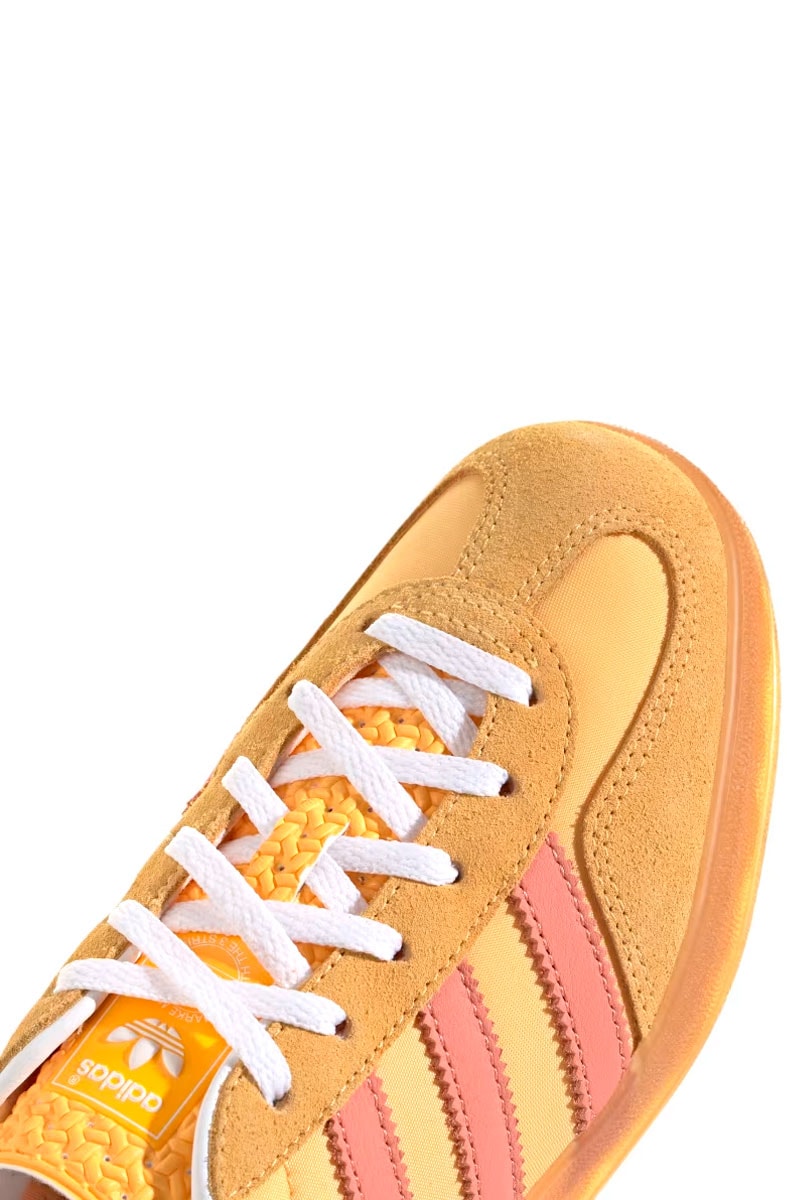 Tênis Adidas Gazelle Indoor Feminino Laranja/Amarelo IE2959