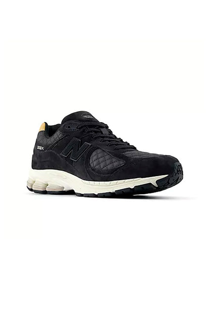 Tênis New Balance 2002R Preto/Bege M2002RPG