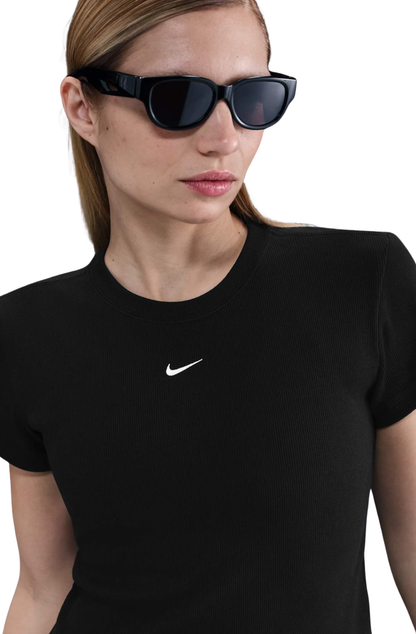 Camiseta Nike Sportswear Feminino Preto