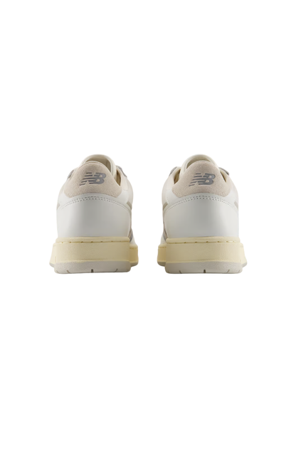 Tênis New Balance 950 Unissex Bege/Off-White U950384