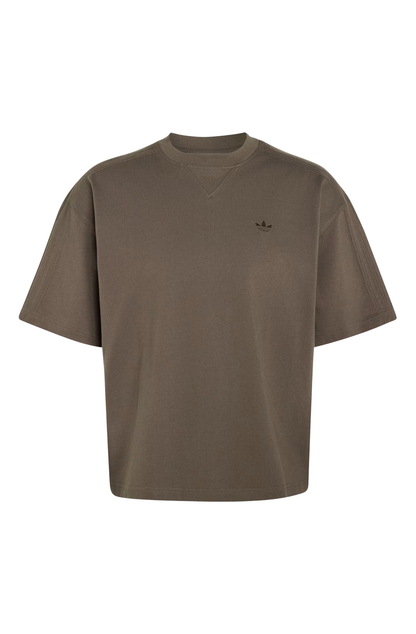 Camiseta Adidas Premium Essentials Marrom