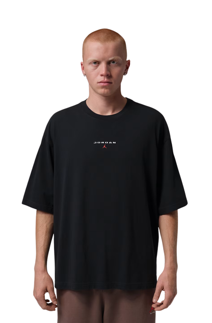 Camiseta Jordan Flight Essentials Oversized Patch Preto