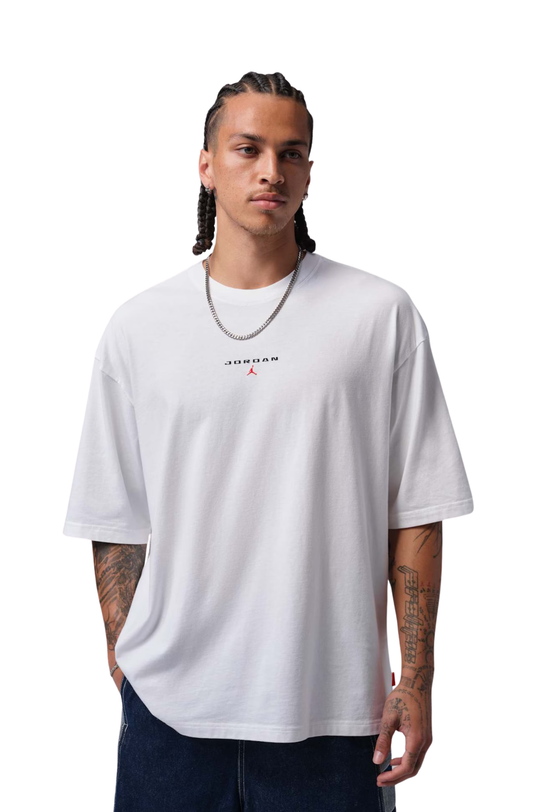 Camiseta Jordan Flight Essentials Oversized Patch Branco