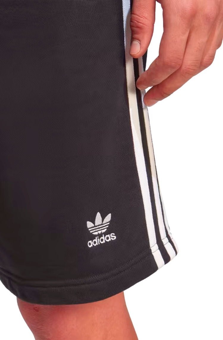 Bermuda Adidas Adicolor Classics 3 - stripes Preto - NewSkull