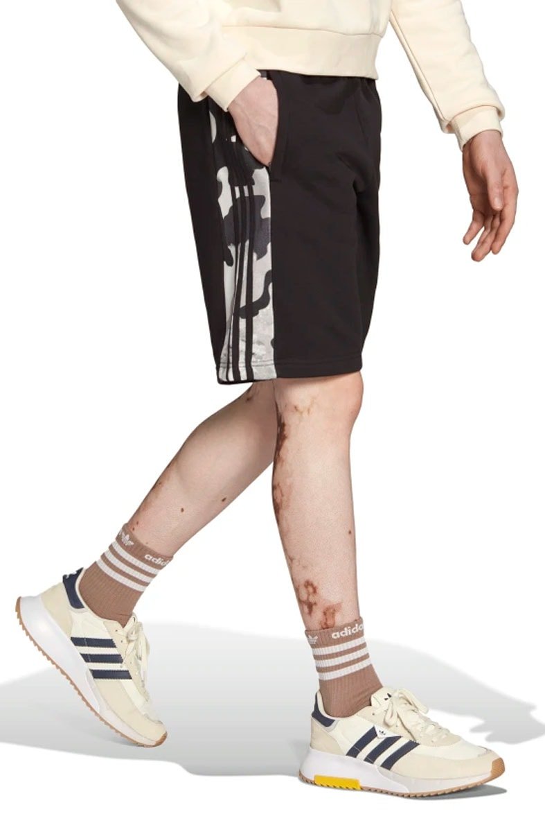 Bermuda Adidas Moletom Trefoil Preto/Camuflado - NewSkull