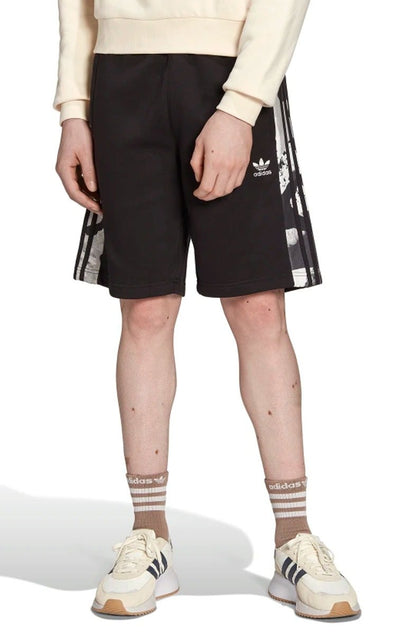 Bermuda Adidas Moletom Trefoil Preto/Camuflado - NewSkull