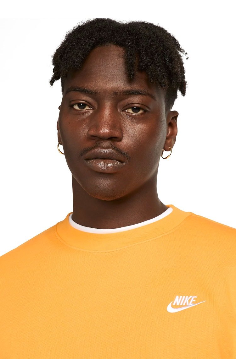 Blusa Moletom Nike Sportswear Club Masculino Laranja/Branco - NewSkull