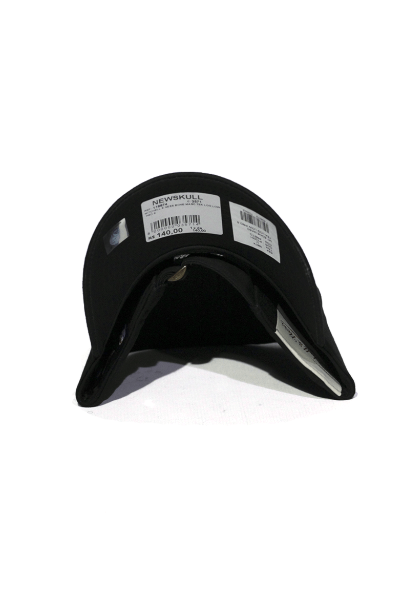 Boné Aba Curva Mitchell and Ness Chicago Bulls Team Logo Low Preto Strapback - NewSkull