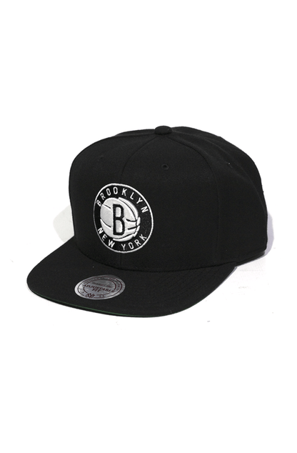 Boné Mitchell and Ness Brooklyn Nets L Solid Snapback - NewSkull
