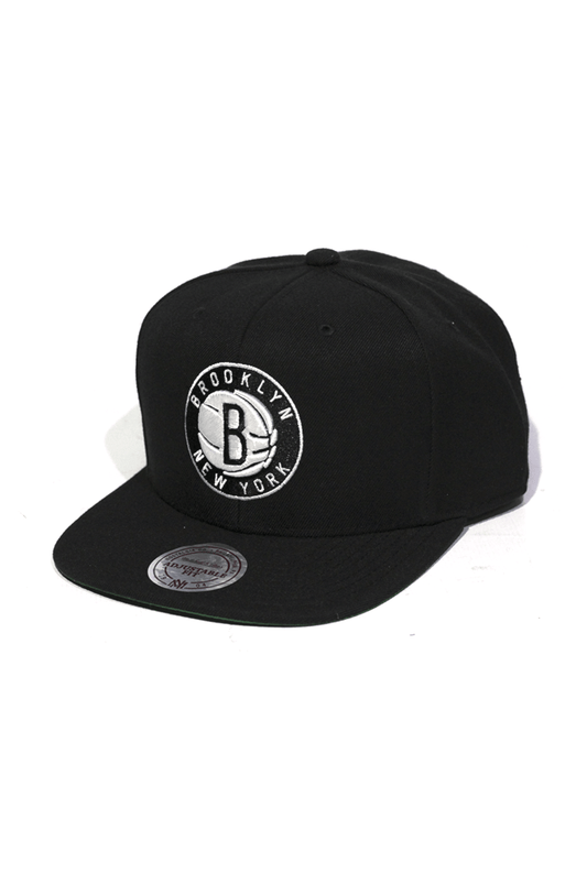 Boné Mitchell and Ness Brooklyn Nets L Solid Snapback - NewSkull