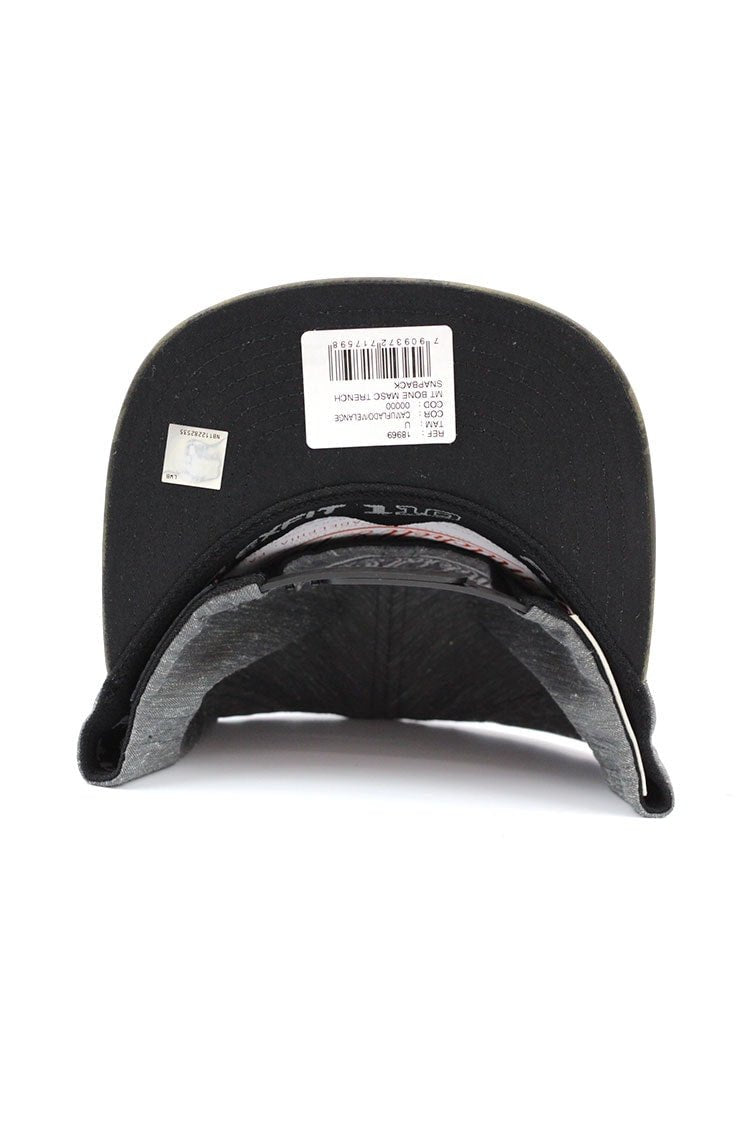 Bone MITCHELL AND NESS Chicaco Bulls Flexfit 110 Snapback Cinza/Camo - NewSkull